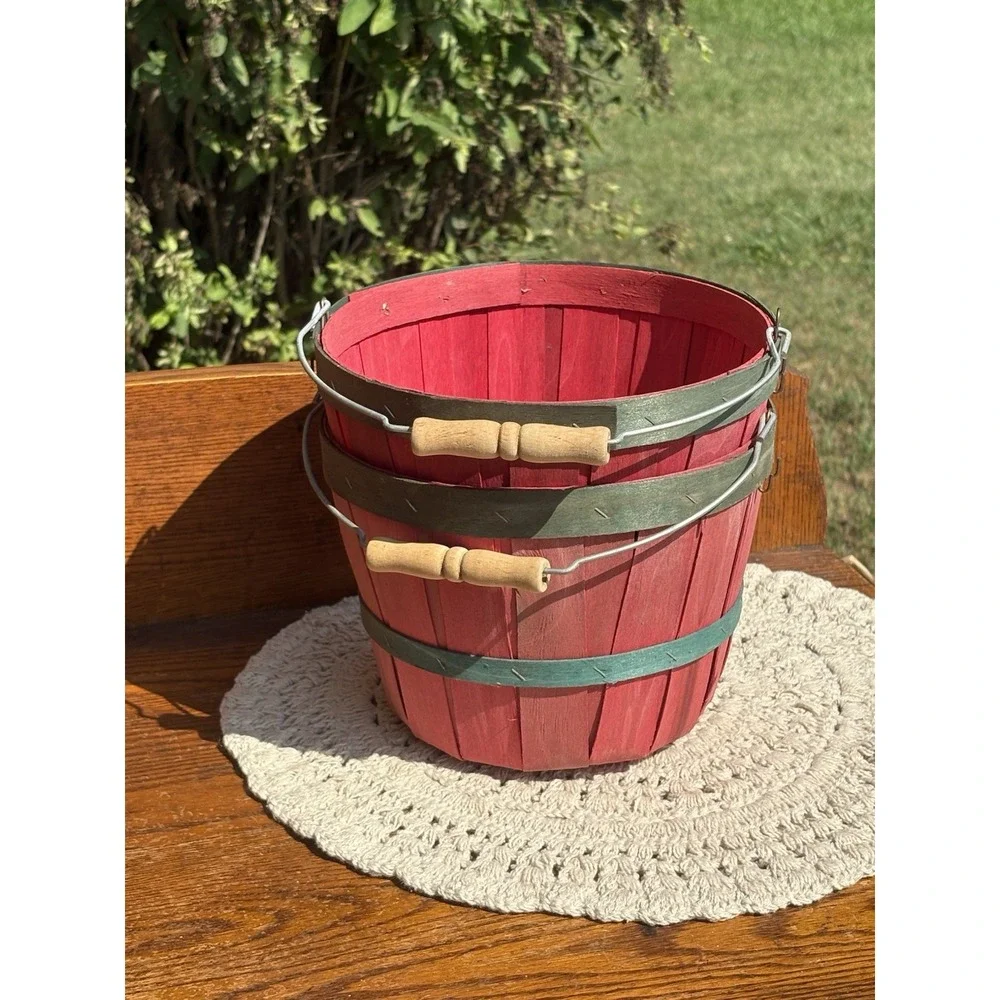 Vintage Two Country Apple Picking Farm Basket Wood Handle In Red/Green 7.5 X 9